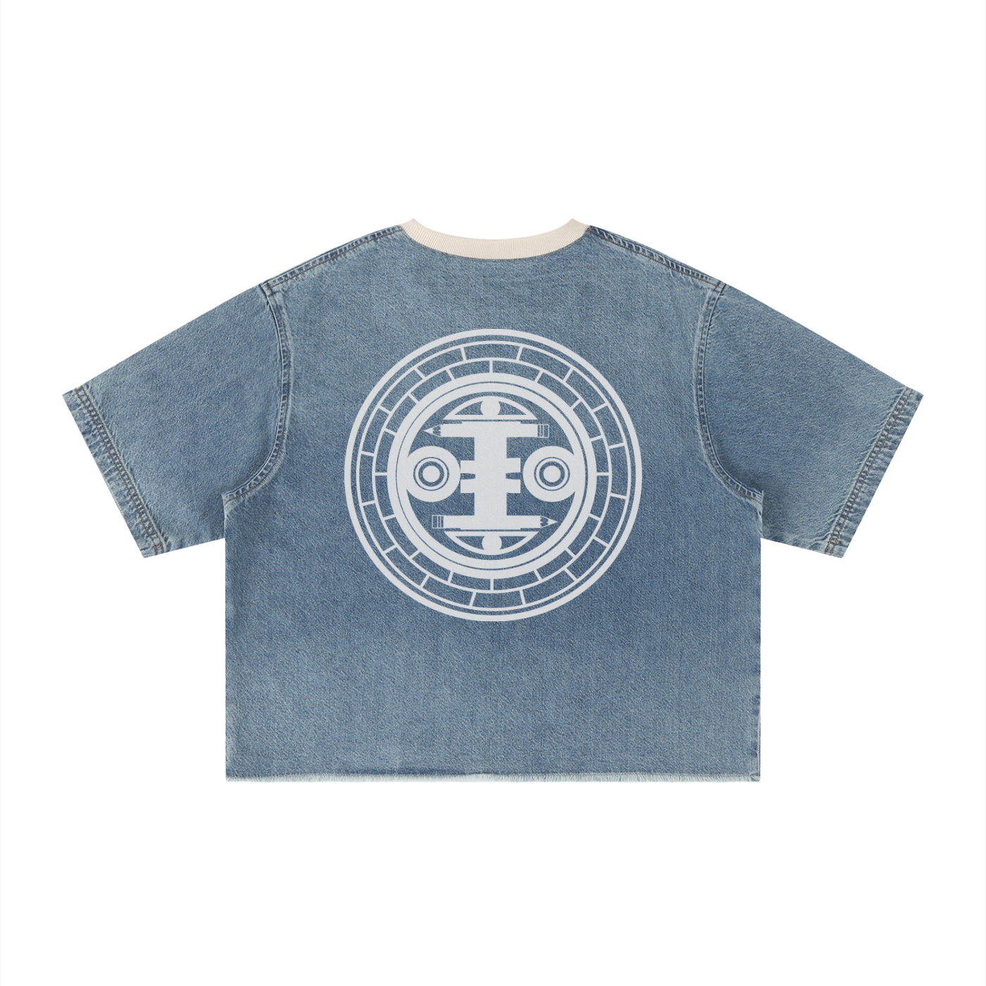 denim,tee,plot